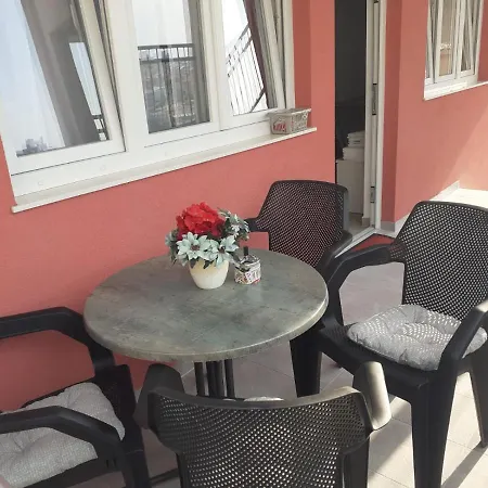 דירה City Sara מאקרסקה