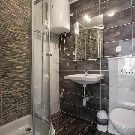 City Sara דירה *