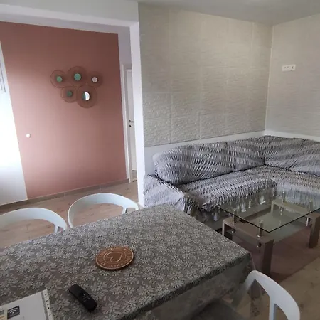 דירה City Sara מאקרסקה